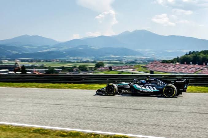 Analyse technique et sportive du Grand Prix d&rsquo;Autriche 2026 : le triomphe stratégique de George Russell et la débâcle des gommes de la Scuderia Ferrari à Spielberg